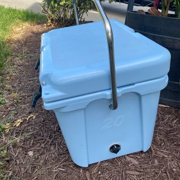 Brand new yeti cooler ice blue hard to find :) - Picture 3 of 5